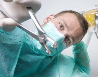 Рекомендации после простого и сложного удаления зуба